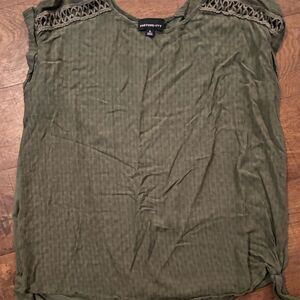 Fortune & Ivy Women's XL Olive Green Short Sleeve Crochet Blouse Casual